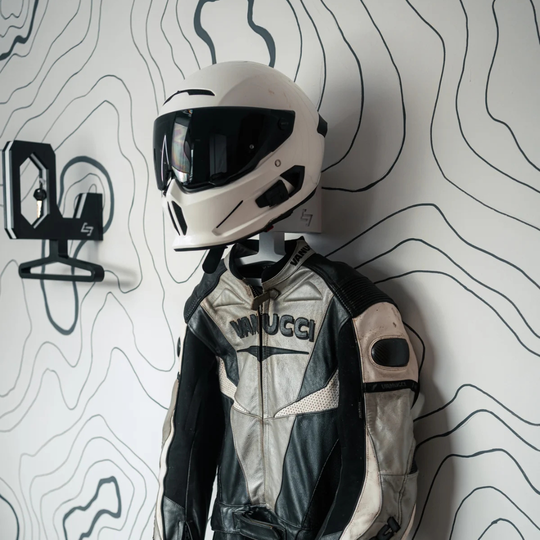 Support mural casque & veste